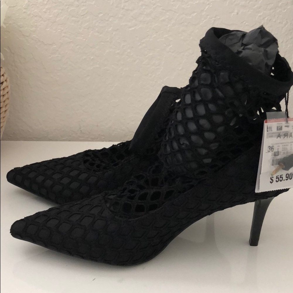 Zara fishnet pump/bootie